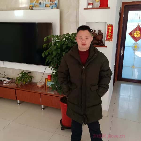 江苏28岁单身帅哥真诚找对象-杭州征婚网