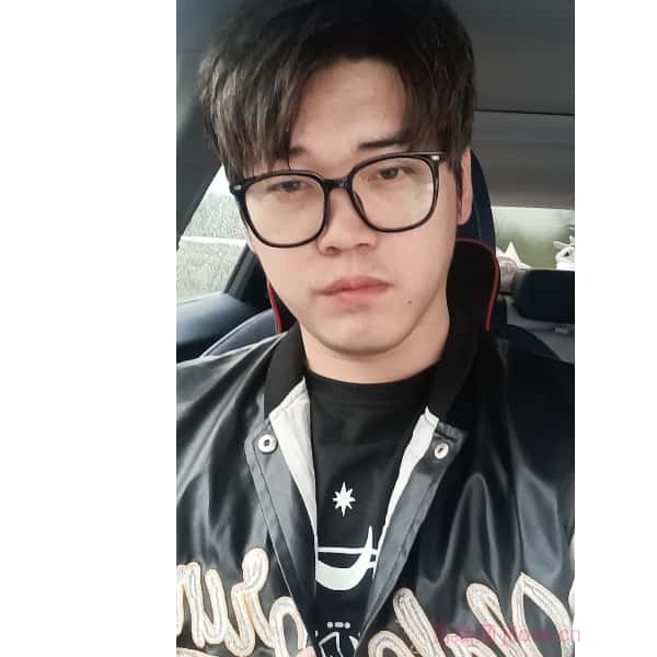 江苏27岁单身帅哥真诚找对象-杭州征婚网