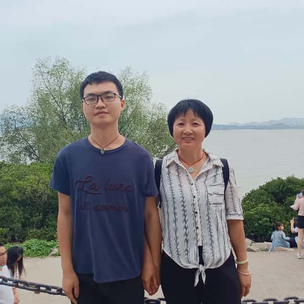 广东23岁单身帅哥真诚找对象-杭州征婚网