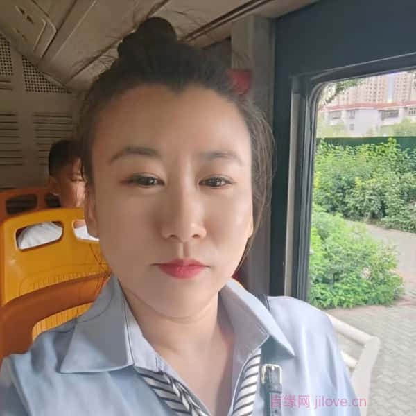 新疆34岁单身美女真诚找对象-杭州征婚网